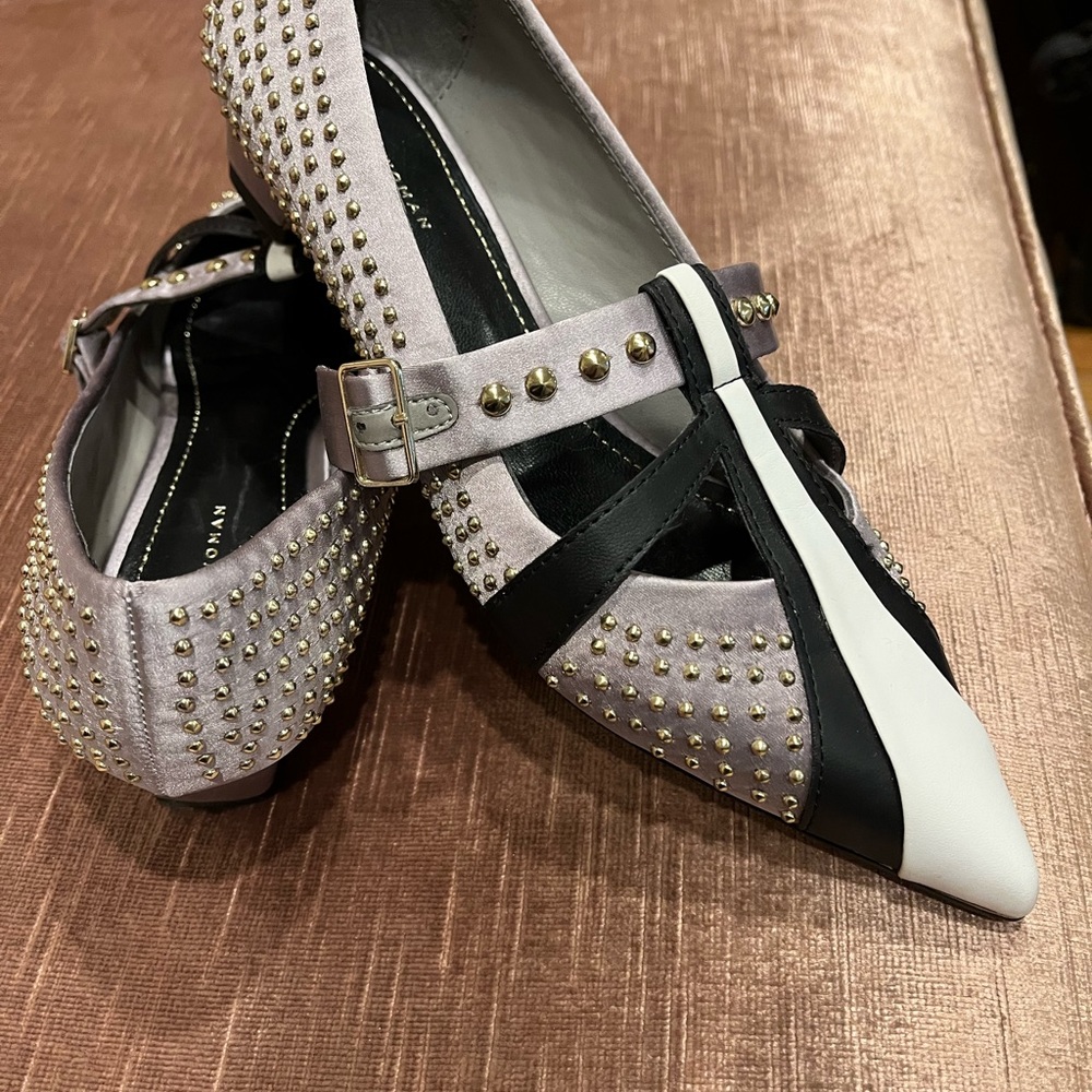 Shoes with low heels